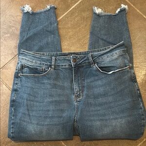 Judy Blue Blue Skinny Jeans with Distressed Knees